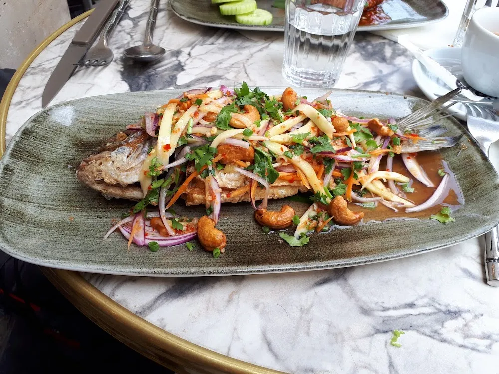 Dorade Entière À la Mangue Verte